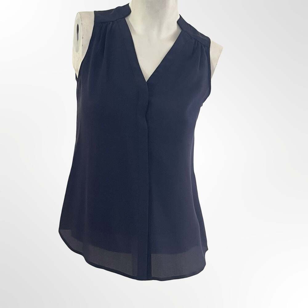 Banana Republic 100% Silk Sleeveless V-Neck Pleat Back Blouse